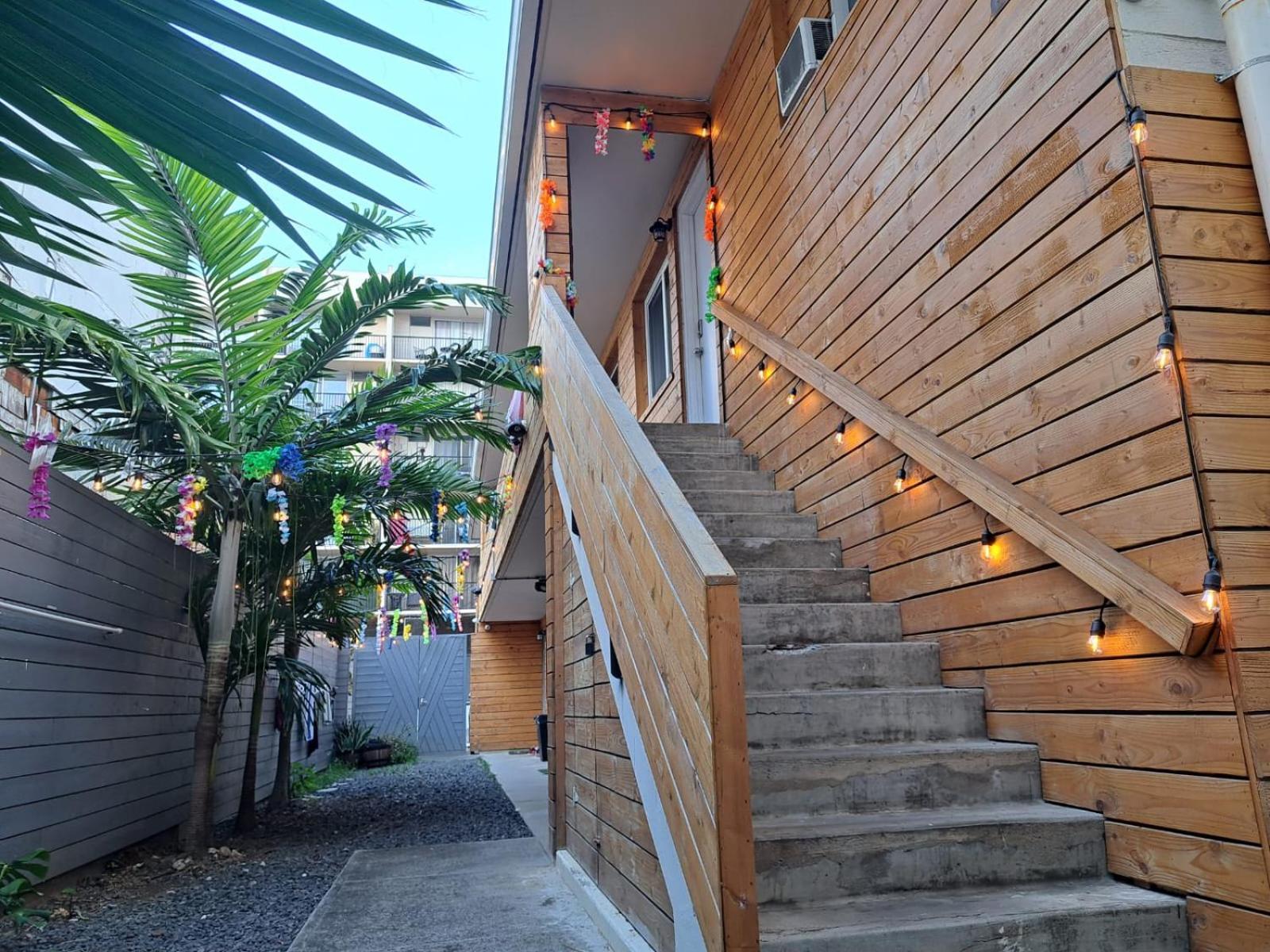 Honu Waikiki By Aloh Hostel Хонолулу Екстериор снимка